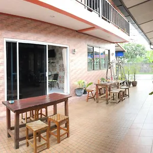 Lägenhet Sirikul Mansion